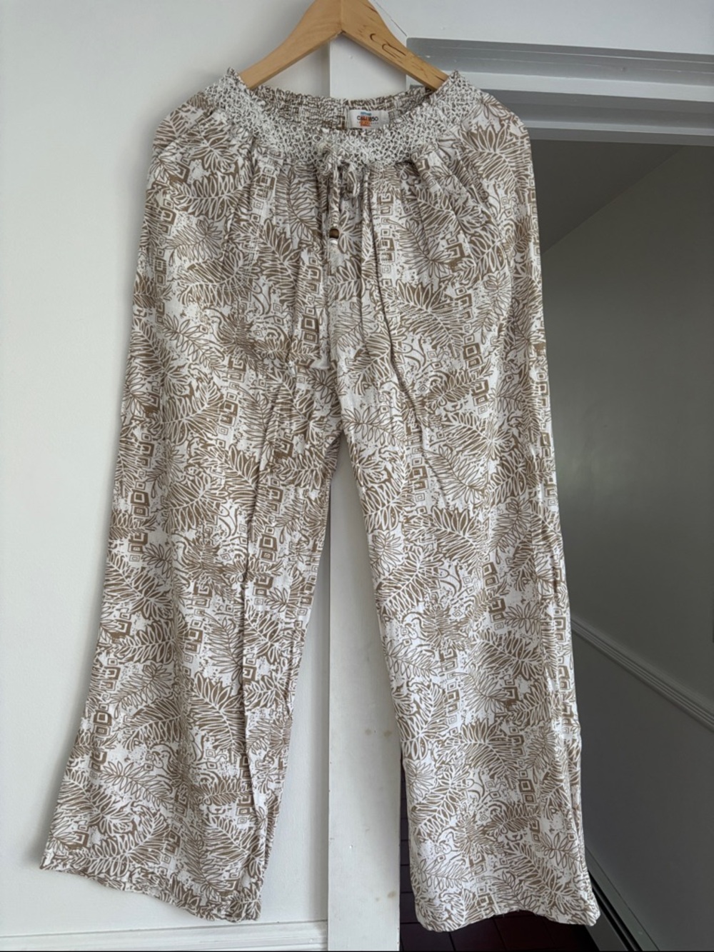 Relaxed Wide-Leg Brown Printed Pull-On Pants
